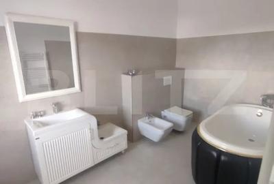 Casă cu 5 camere cu Teren 450 Mp în Bârnova