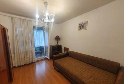 Apartament cu 3 camere semidecomandat, mobilat în Titan - 6