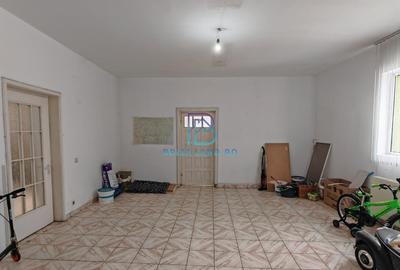 Casă individuală cu 13 camere cu Canalizare în Bucureștii Noi - 10
