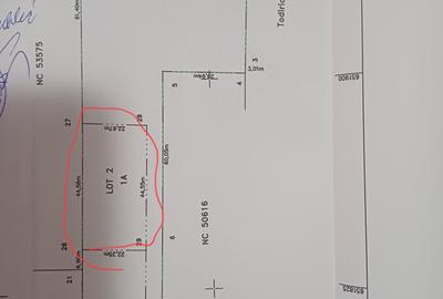 Teren de 1000 mp, în Gâdinți