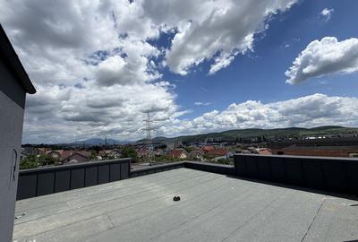 Casă cu 4 camere cu Teren 110 Mp în Central