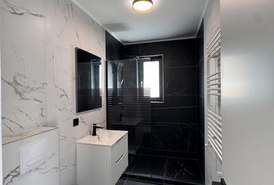 Casă cu 4 camere cu Teren 330 Mp în Central - 3