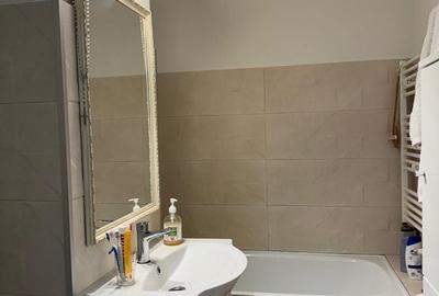Apartament cu 3 camere în Ultracentral