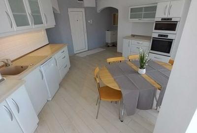 Apartament cu 4 camere în Central - 3