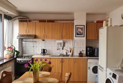 Apartament cu 3 camere în Central