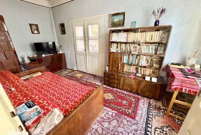 Casă cu 4 camere cu Teren 252 Mp în Central - 6