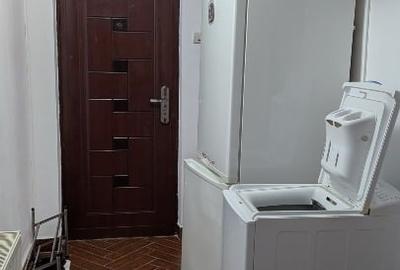 Apartament cu 2 camere semidecomandat, mobilat în Sud