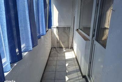 Apartament cu 3 camere decomandat în Sud - 2