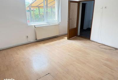 Casă cu 4 camere în Dumbrava - 7