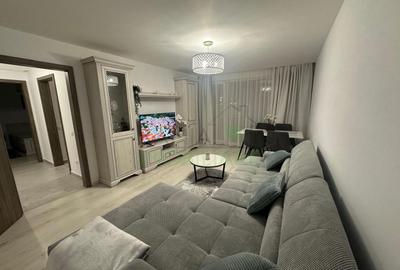 Apartament cu 2 camere decomandat, mobilat în Tractorul