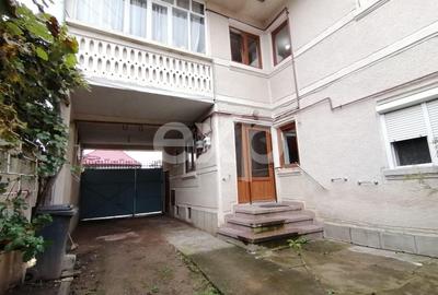 Casă cu 3 camere cu Canalizare în Cetatea - 3