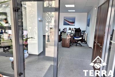 Spațiu comercial, de 165 mp, în P-ța Ovidiu - 2