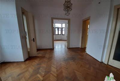 Apartament cu 4 camere decomandat în Calea Călărașilor - 6