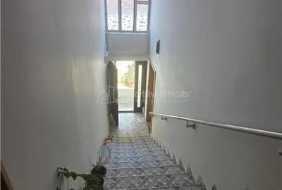 Casă cu 4 camere cu Teren 568 Mp în Valea Rosie