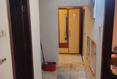 Apartament cu 2 camere decomandat în Titan - 3