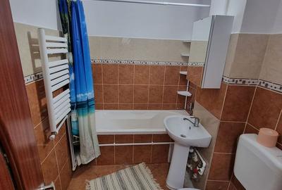 Apartament cu 4 camere decomandat, mobilat în Central - 3