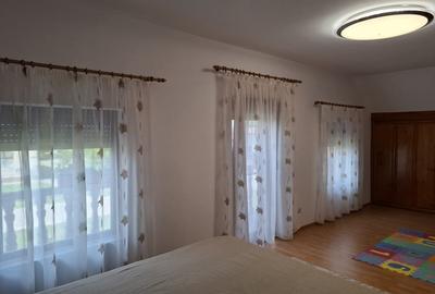 Casă individuală cu 6 camere cu Teren 414 Mp în Nădlac - 10