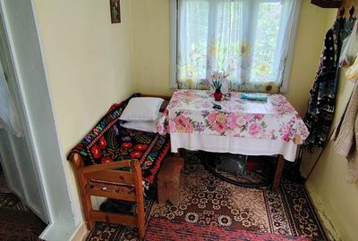 Casă cu 3 camere cu Teren 1000 Mp în Central