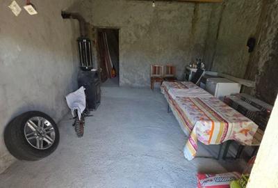 Casă cu 3 camere decomandat cu Teren 1600 Mp în Burdea - 9