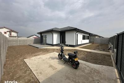Casă cu 4 camere cu Teren 400 Mp în Clinceni - 3