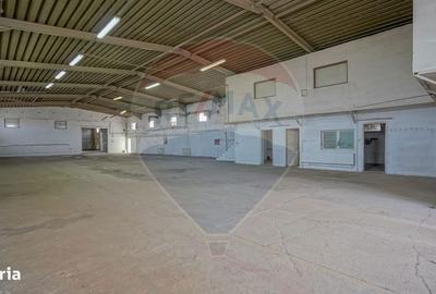 Spațiu comercial, de 794 mp, în Central - 12