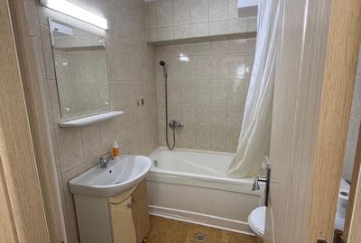 Apartament cu 2 camere decomandat în Ultracentral