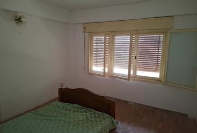 Apartament cu 4 camere decomandat, mobilat în Central - 4