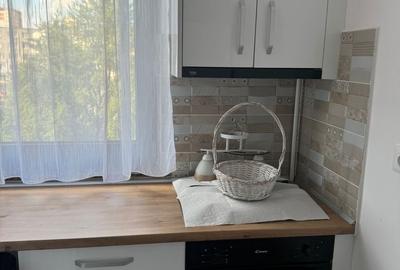 Apartament cu 3 camere semidecomandat în Central - 5