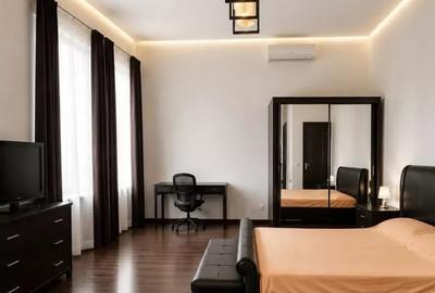 Apartament cu 2 camere decomandat, mobilat în Calea Victoriei
