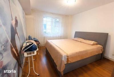 Apartament cu 3 camere semidecomandat în Craiovița Nouă - 2