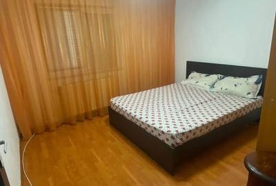 Apartament cu 3 camere decomandat în Kogălniceanu