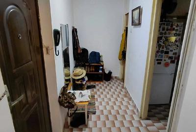 Apartament cu 2 camere semidecomandat în Pantelimon