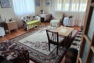 Casă cu 5 camere cu Teren 2300 Mp în Central