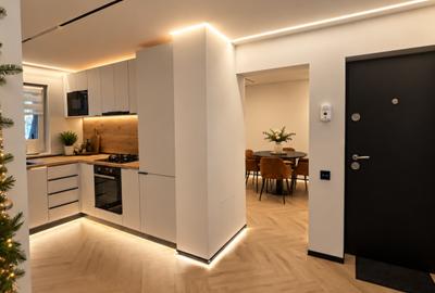 Apartament cu 3 camere decomandat, mobilat în Berceni