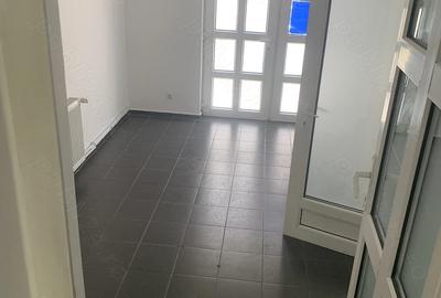 Spațiu comercial, de 43 mp, în Ultracentral - 1