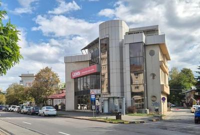 Spațiu comercial, de 734 mp, în Central