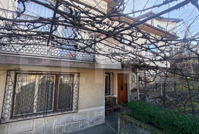 Casă individuală cu 5 camere cu Canalizare în Andrei Mureșanu - 3