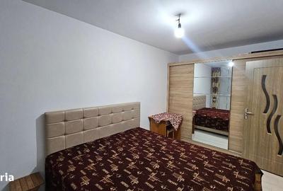 Apartament cu 2 camere semidecomandat în Cetate