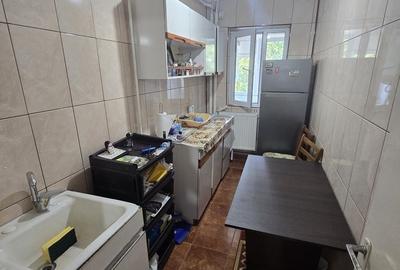 Garsonieră decomandată în Găvana
