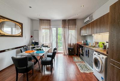 Apartament cu 3 camere semidecomandat, mobilat în Dorobanți