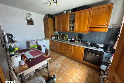 Casă cu 5 camere decomandat cu Teren 430 Mp în Siloz - 12
