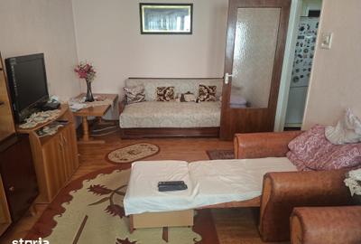 Apartament cu 3 camere decomandat în Vest