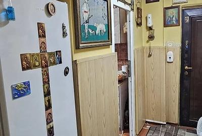 Apartament cu 2 camere semidecomandat în Govândari
