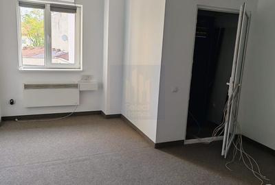Birou, de 1,250 mp, în Dacia - 8