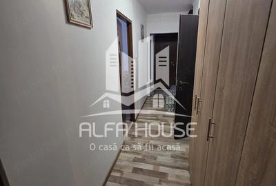 Apartament cu 4 camere decomandat în Central