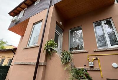 Casă individuală cu 5 camere cu Canalizare în Unirii