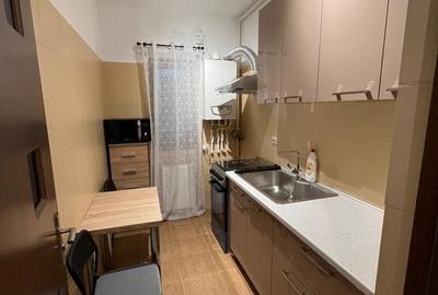 Garsonieră decomandată în Exterior Vest