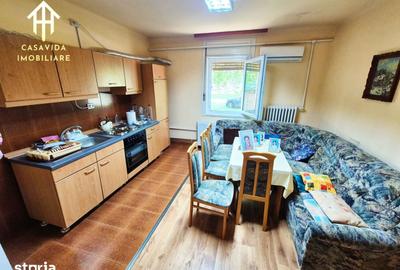 Casă cu 5 camere cu Teren 4400 Mp în Boldur - 2