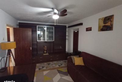 Apartament cu 3 camere în Berceni