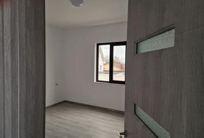 Casă cu 3 camere cu Teren 200 Mp în Lumina - 5